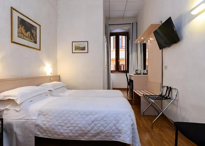 فندق Julia Trevi - Spagna 3*