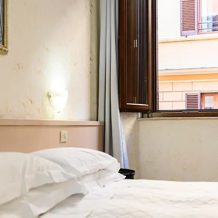 Julia 3* Rome