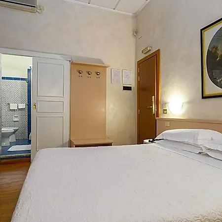 Julia Trevi - Spagna 3* Roma