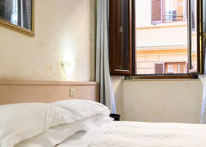 Julia Trevi - Spagna 3* Rom