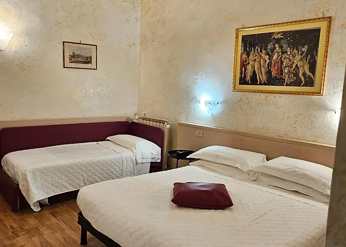 Hotell Julia Trevi - Spagna