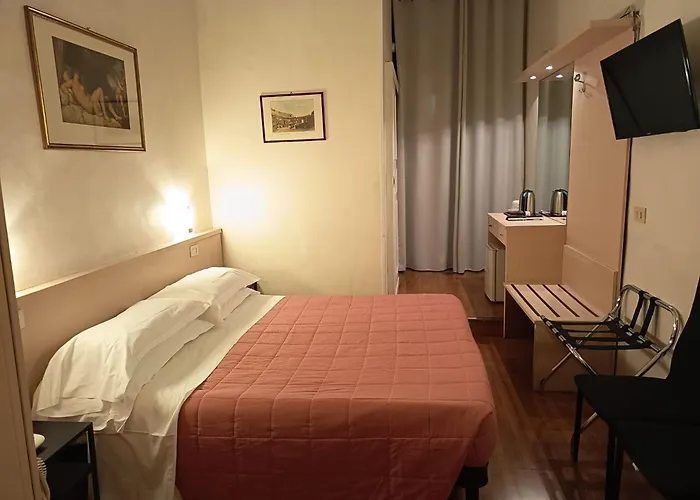 Hotell Julia Trevi - Spagna 3*