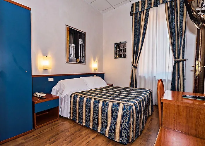 Julia Trevi - Spagna 3* Rom