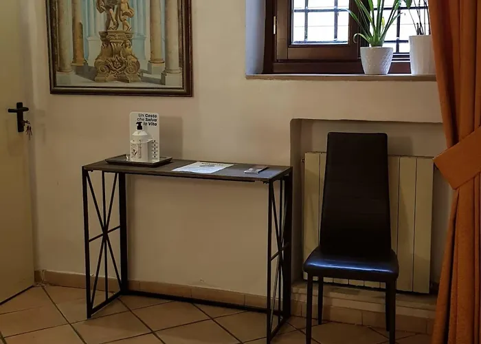 Julia Trevi - Spagna Hotell