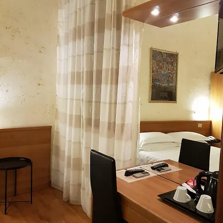 Hotel Julia Trevi - Spagna