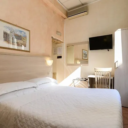 Hotel Julia Trevi - Spagna Řím