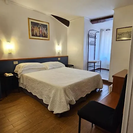 Hotel Julia Trevi - Spagna